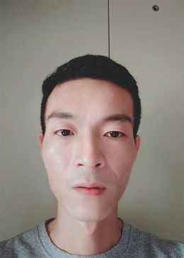 禤雄煥（huàn）.jpg